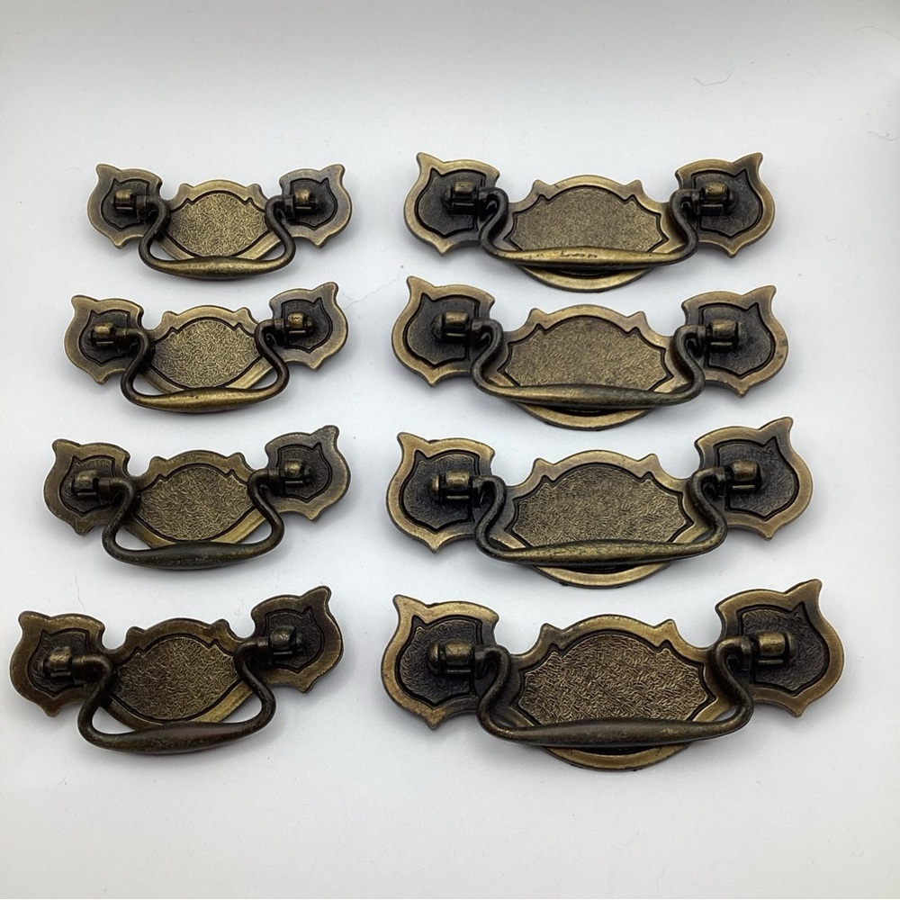8 Vintage Lyster Brass Color Drop Pulls Drawer Handles Antique Hardware L881/985